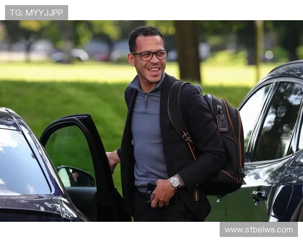 蓝军73岁秘书告别切尔西21年